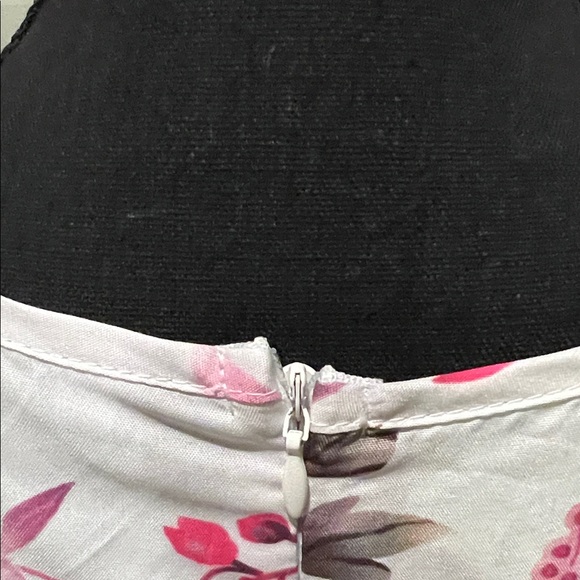 Floral Long Sleeve Maxi Dress - Picture 11 of 14